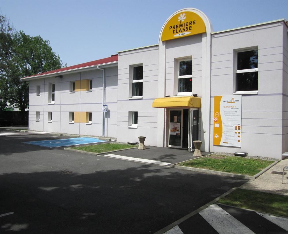 Campanile Pau Est-Bizanos Hotel Eksteriør billede